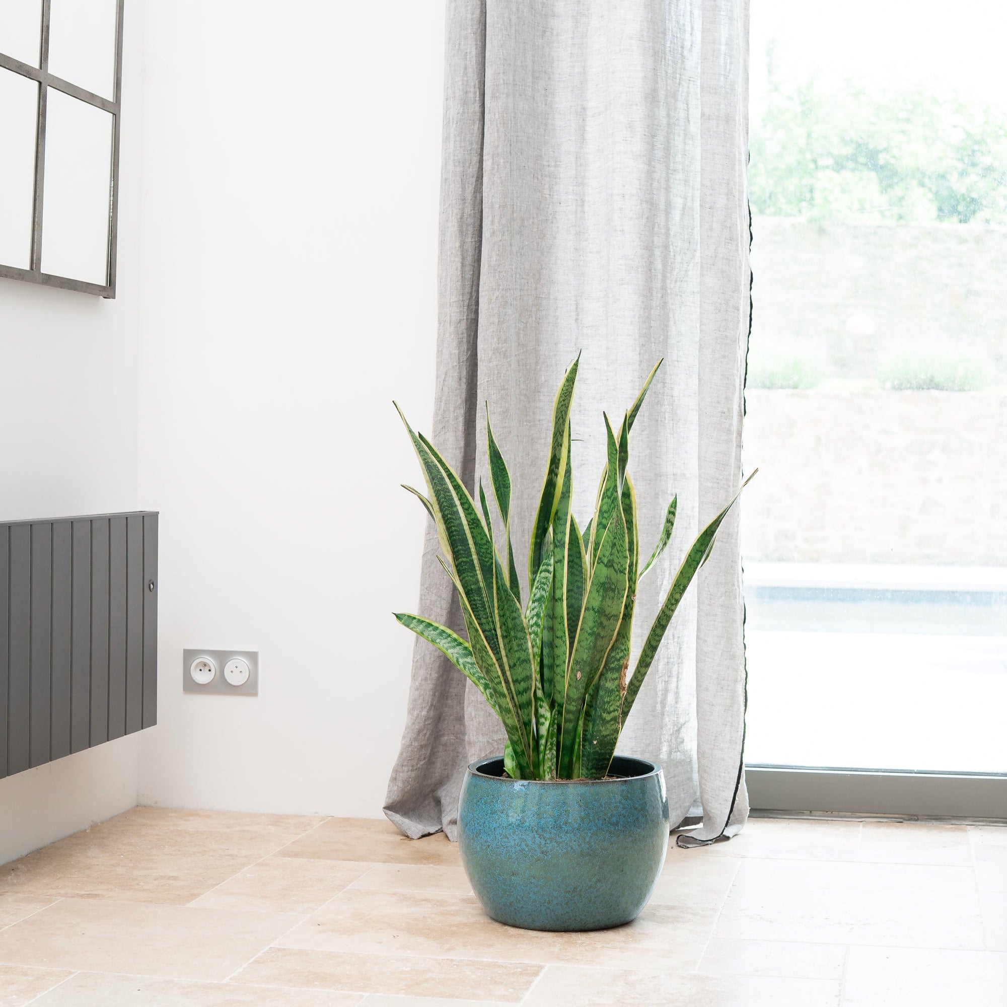 Ceramiczna doniczka Romulus - stalowoniebieska