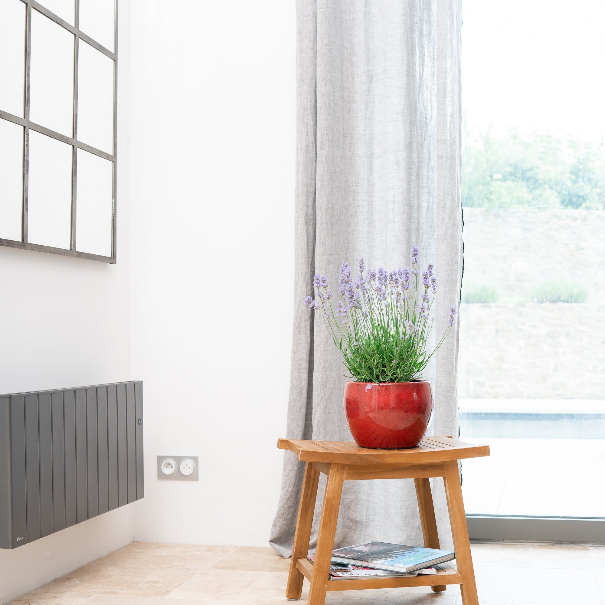 Doniczka ceramiczna Romulus - tropikalna czerwień