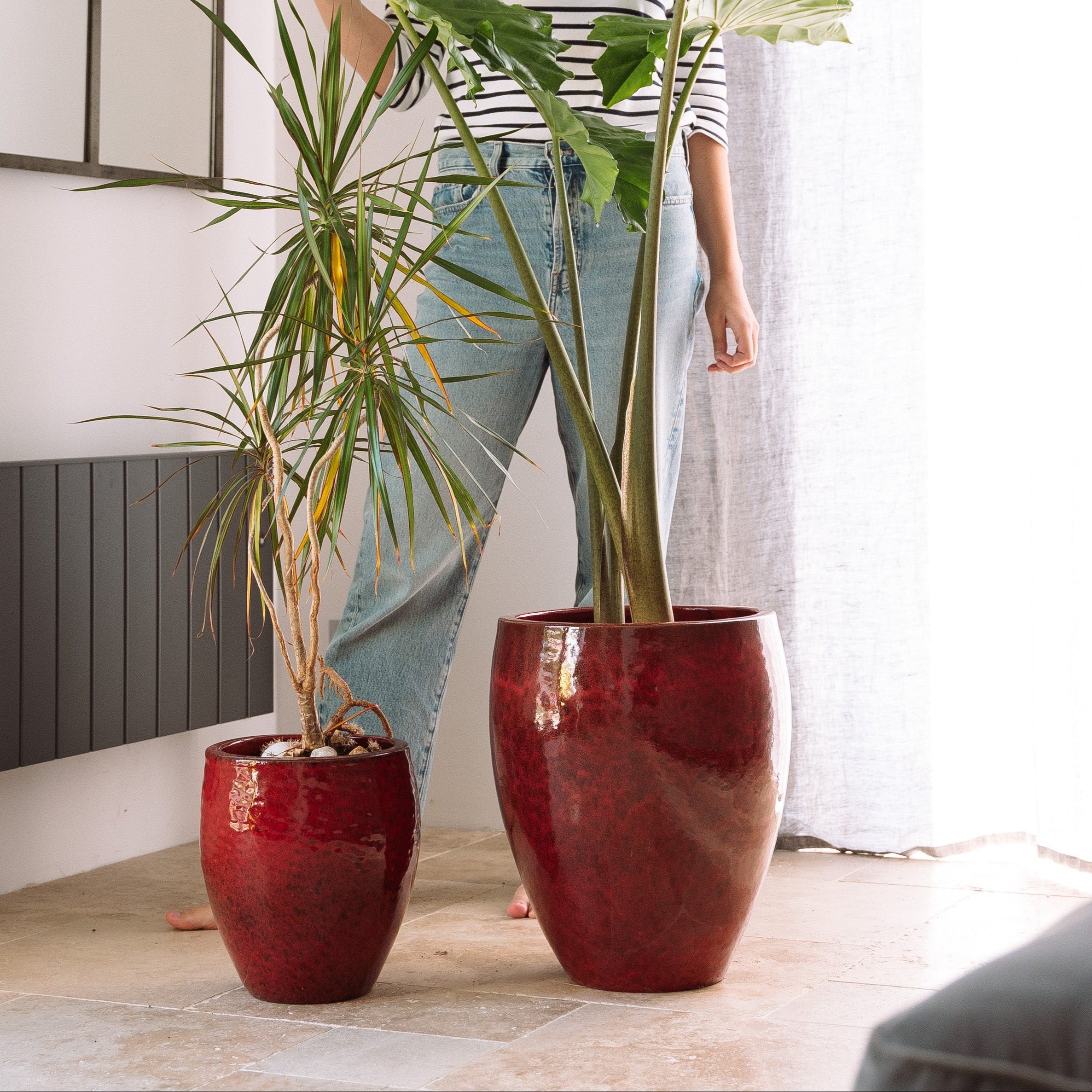 Doniczka ceramiczna Posejdon - tropikalna czerwień