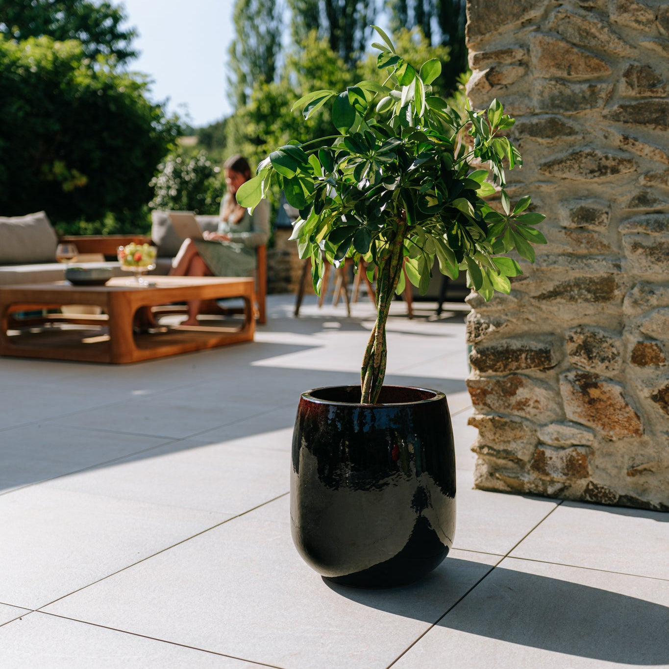 Doniczka ceramiczna SOCRATE - czarno-czerwona