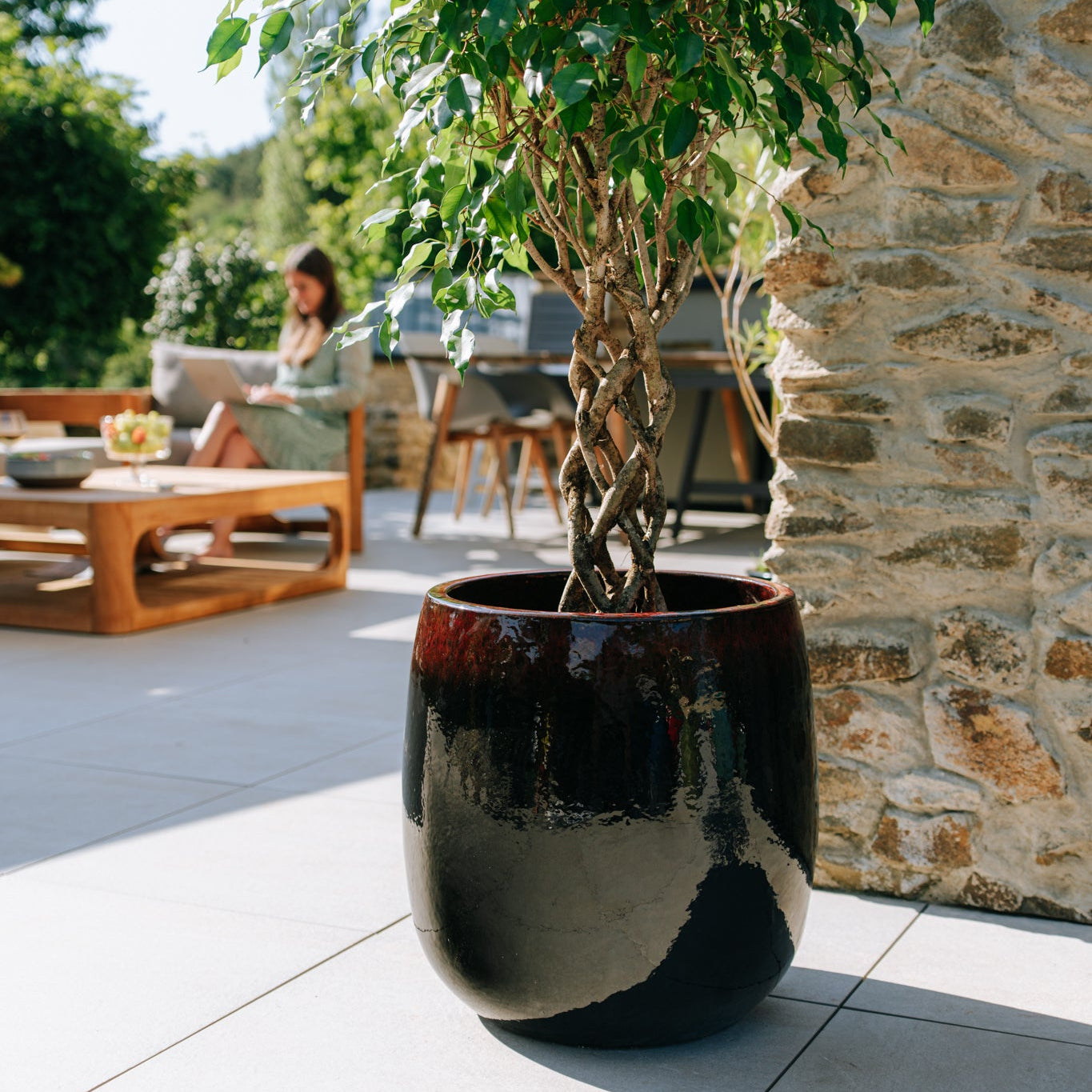 Doniczka ceramiczna SOCRATE - czarno-czerwona