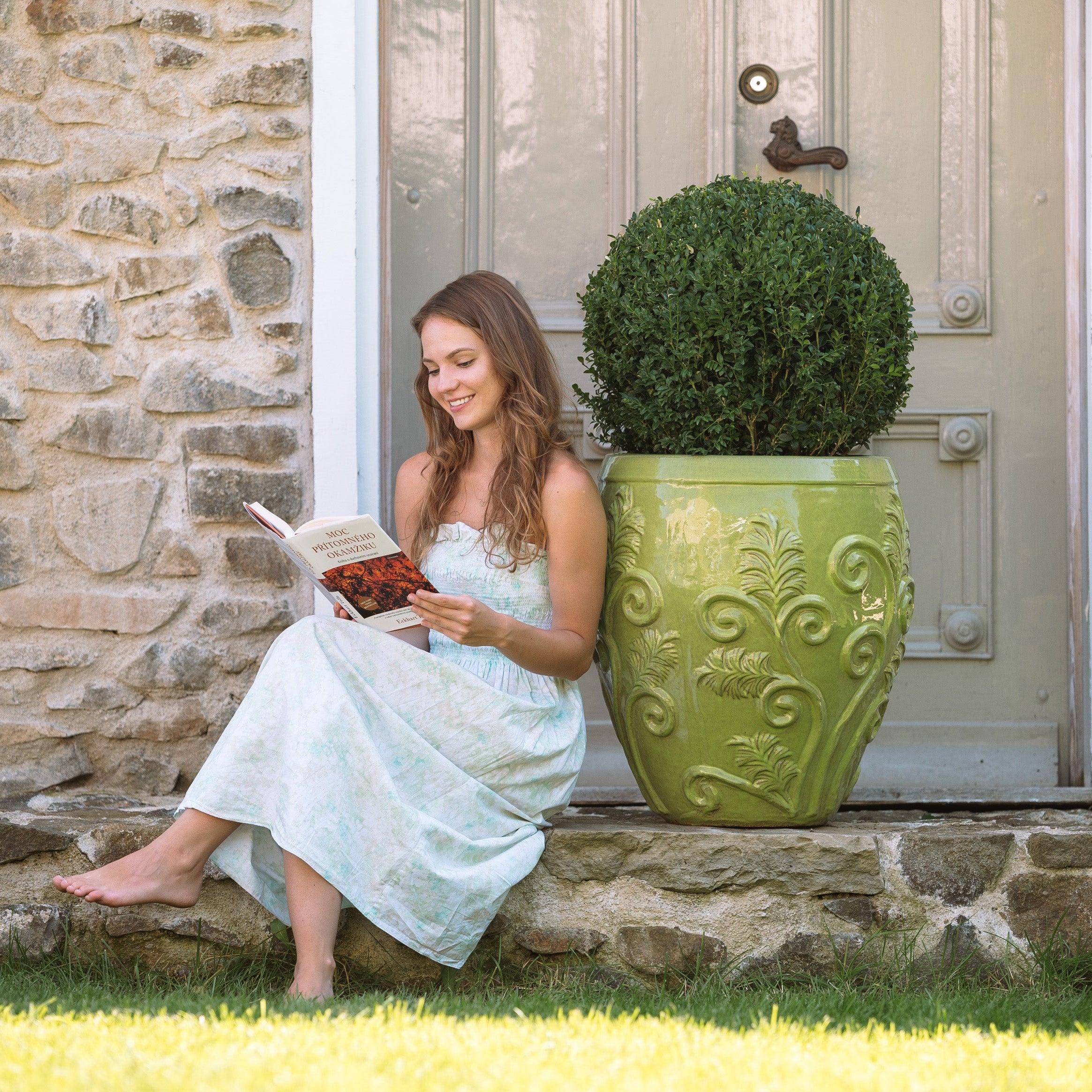 Doniczka ceramiczna Gaia - Oliwkowo-zielona