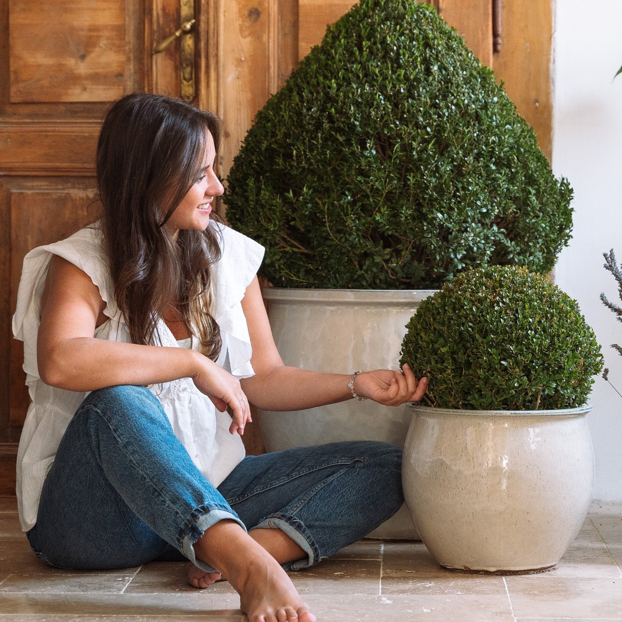 Provencelia NEWTON Kremowy – premium ceramiczna doniczka, ponadczasowy design