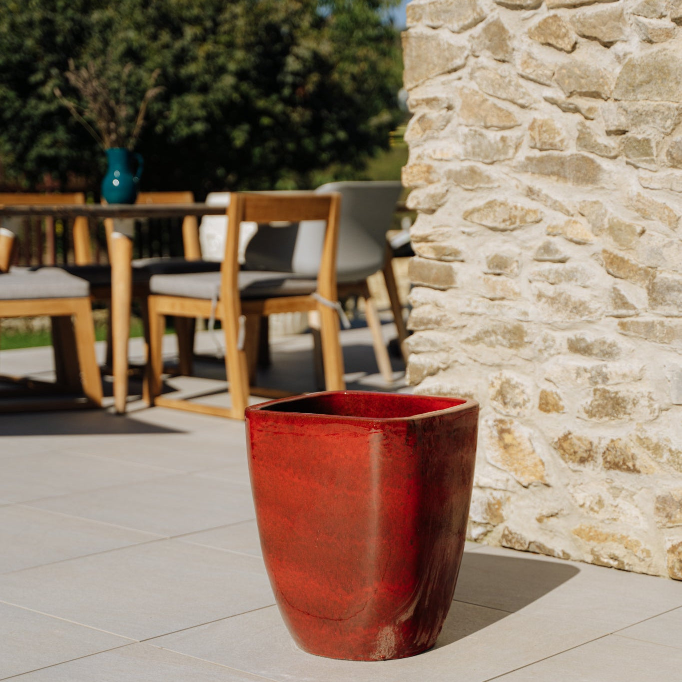 Ceramic flower pot VAUBAN large - Tropical red - Provencelia.cz