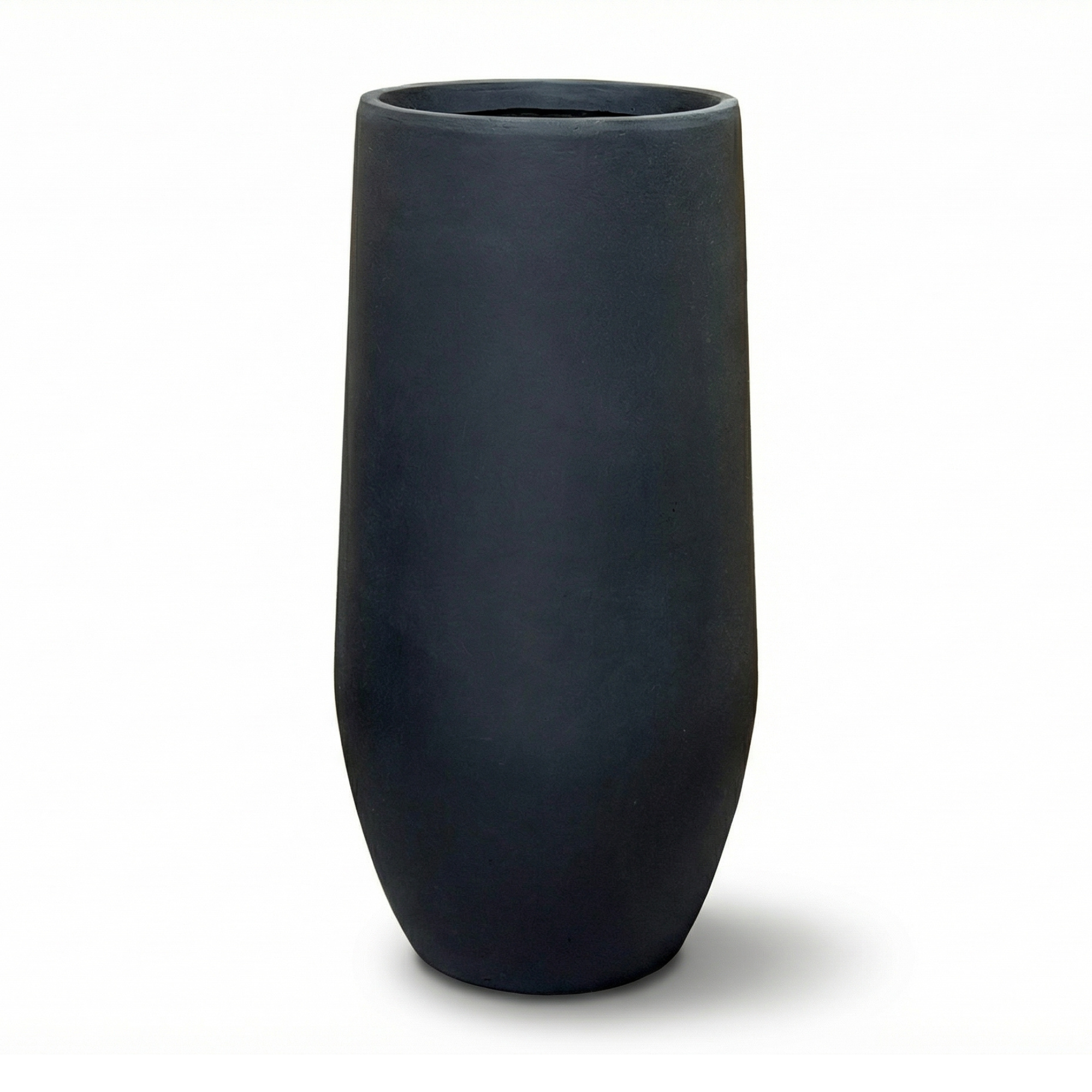 Hlavní fotografie: Betonový květináč ZENITH pro dům i zahradu