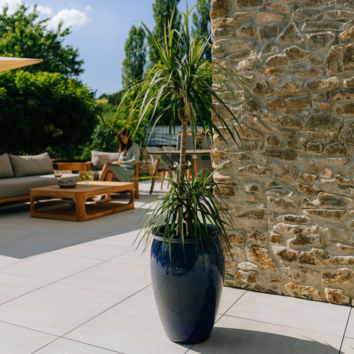 Doniczka ceramiczna BACCHUS - morski błękit