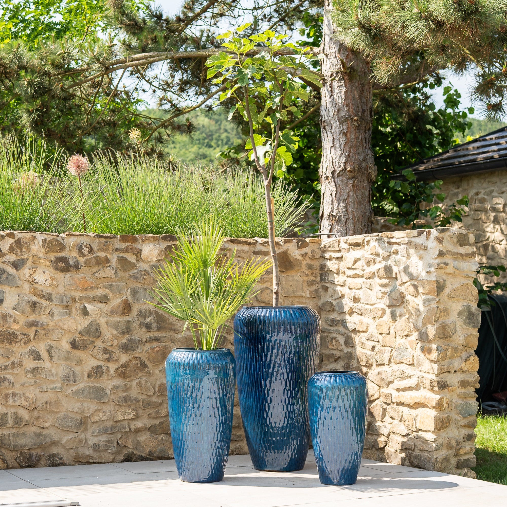 POMPADOUR Morski niebieski doniczka ceramiczna – Provencelia, do ogrodu i na taras