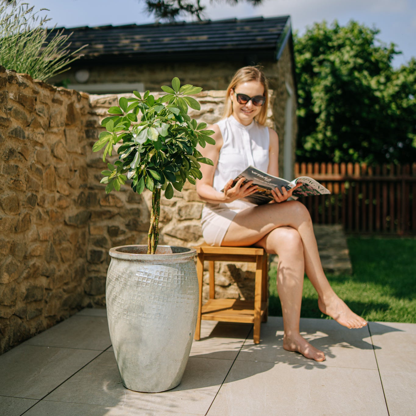 Doniczka ceramiczna Poseidon - Perlová