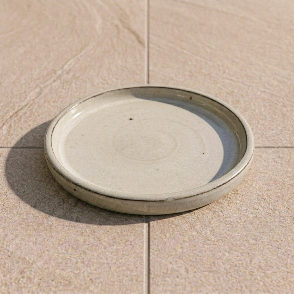 Podstawka ceramiczna Kość słoniowa pod donicę – mrozoodporna