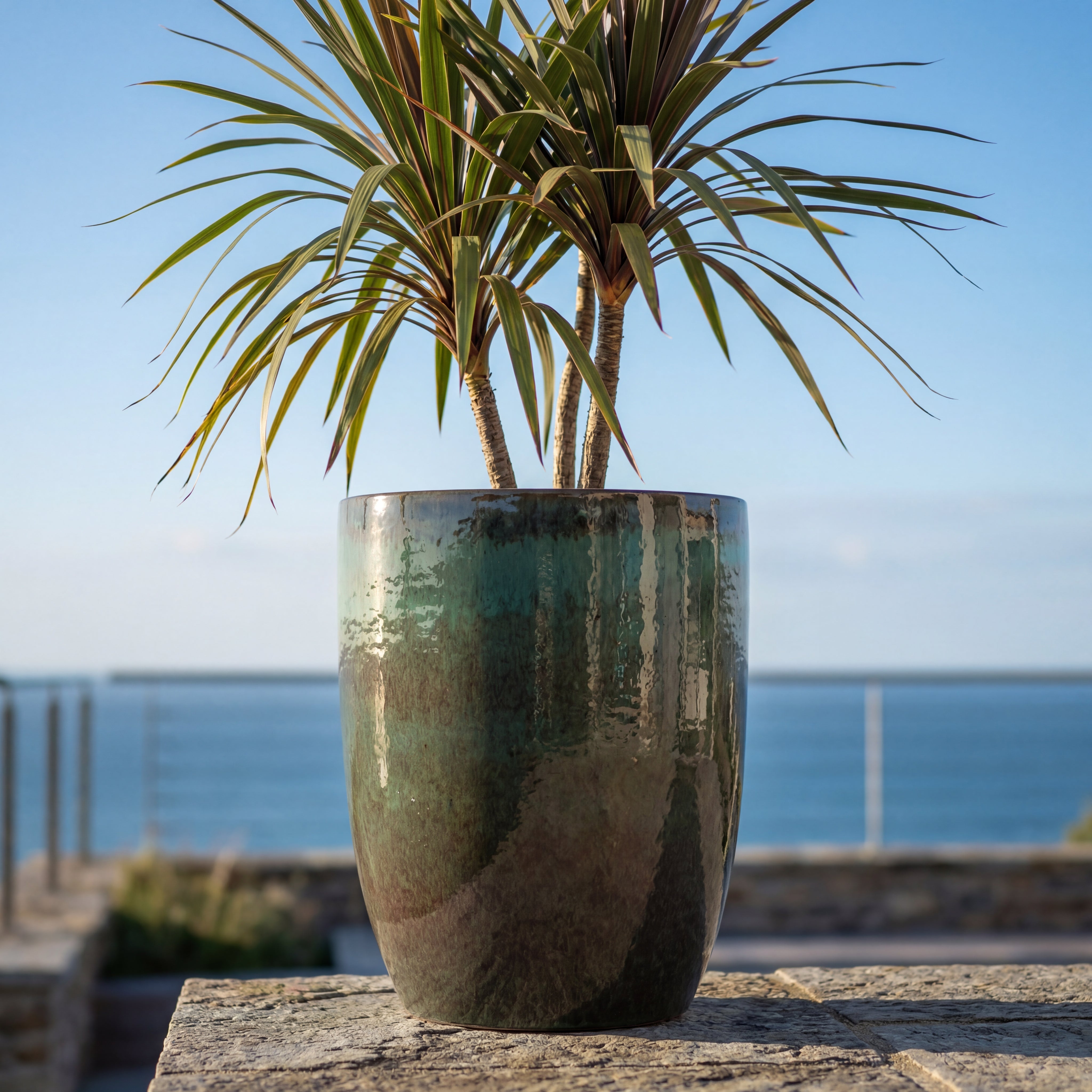 Stylový keramický květináč MAZARIN v interiéru